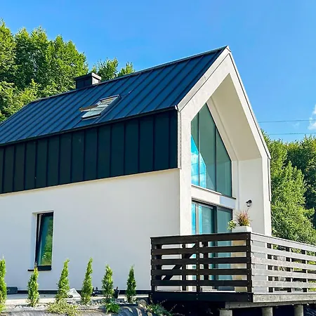 A Comfortable House In Kashubia For 5 People Golubie