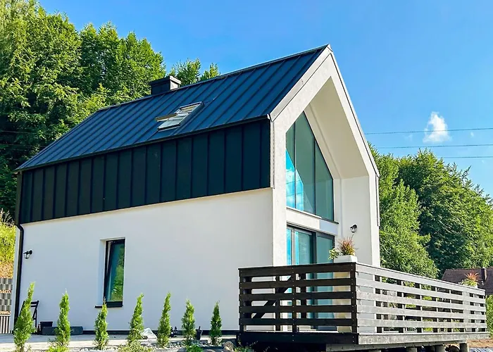 A Comfortable House In Kashubia For 5 People Golubie