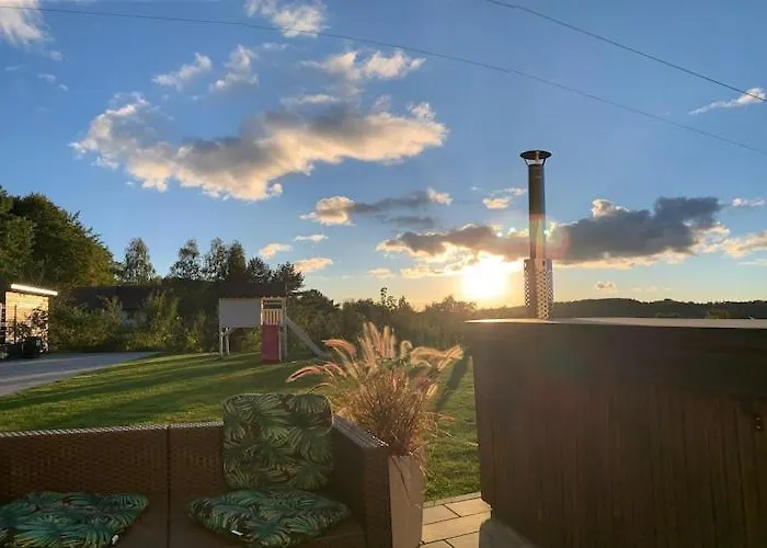 A Comfortable House In Kashubia For 5 People Golubie