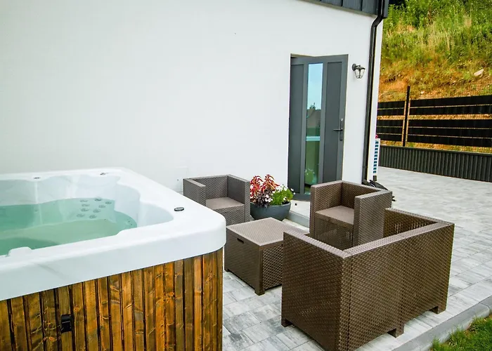 A Comfortable House In Kashubia For 5 People Golubie